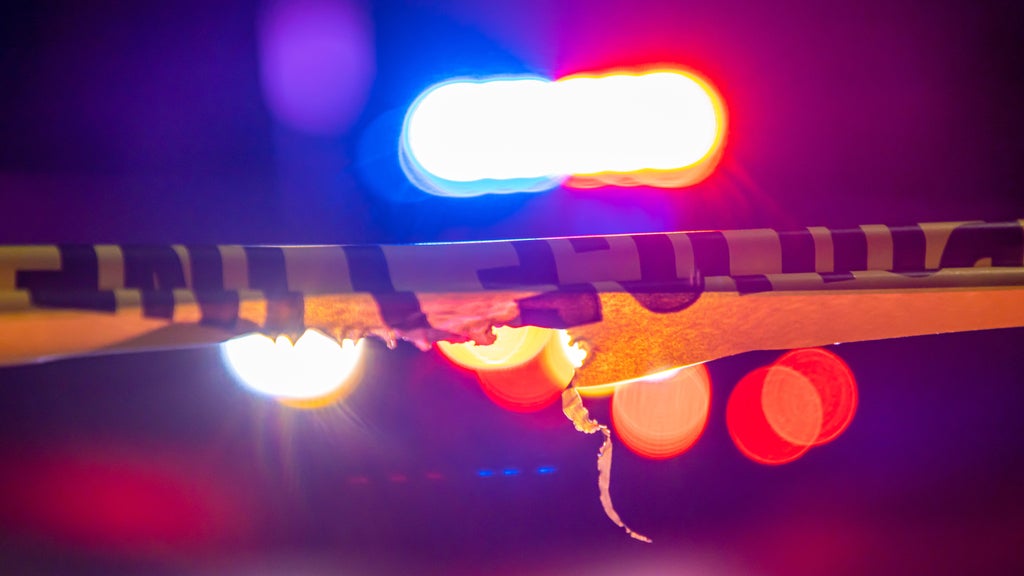 Man calls Sunrise Police to report he was shot, department says — CBS Miami, Palm Harbor Health news