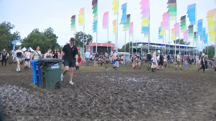 Zilker Park's Great Lawn remains closed following ACL Fest restoration — KENS 5 (San Antonio), Palm Harbor Community news