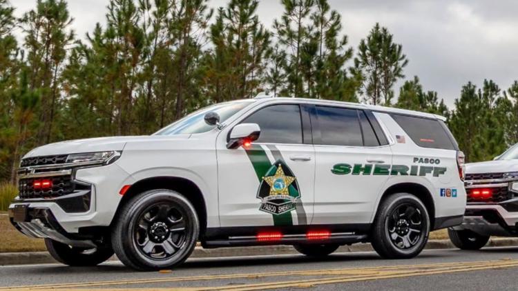 Deputies investigate death of man found unresponsive in car in New Port Richey — WTSP 10 Tampa Bay