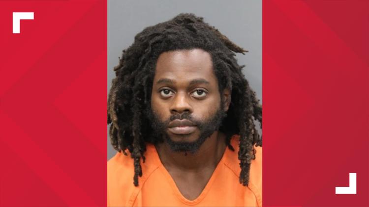 Ruskin man arrested after robbery near food pantry: deputies — Palm Harbor Community news