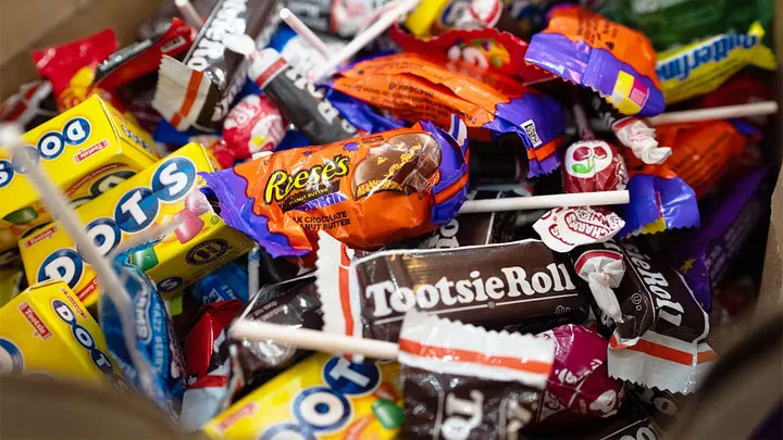 Halloween candy prices jump 8.1% as Americans prepare to spend billions on treats — FOX 13 Tampa Bay News, Palm Harbor Community news